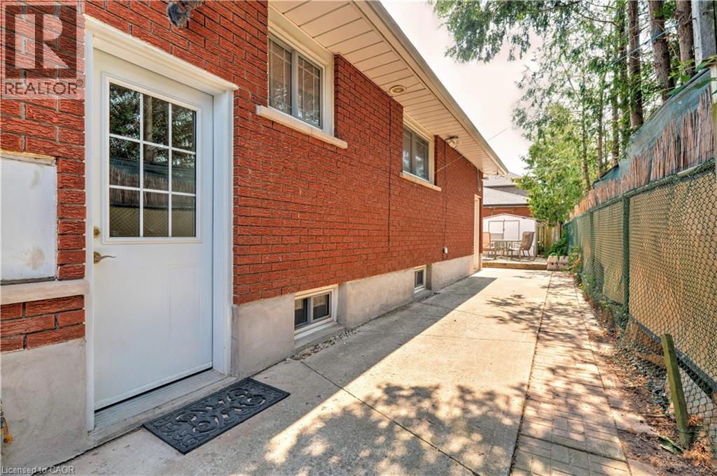 224 Glenholme Avenue, Stoney Creek, Ontario  L8E 5K1 - Photo 26 - 40747672