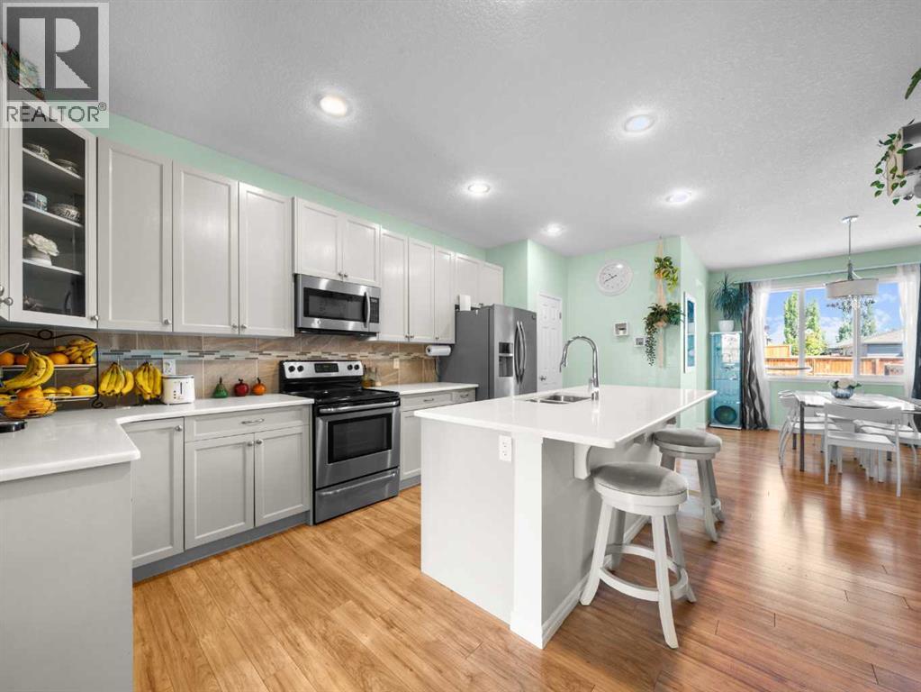 1585 Legacy Circle Se, Calgary, Alberta  T2x 2c3 - Photo 5 - A2254520