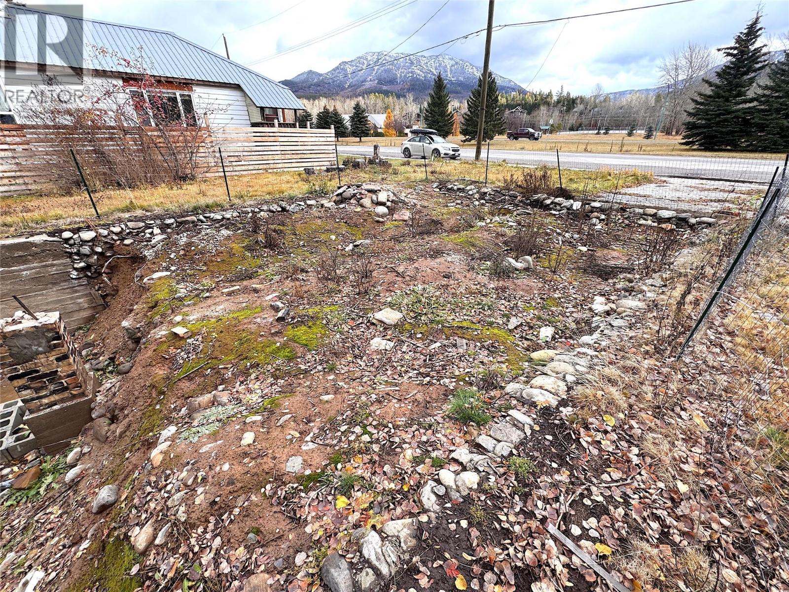 121 1st Avenue, Fernie, British Columbia  V0B 1M0 - Photo 4 - 10367617