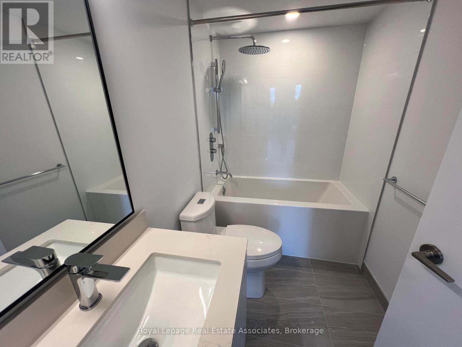 404 - 1720 Bayview Avenue, Toronto, Ontario  M4G 3C4 - Photo 10 - C12527902