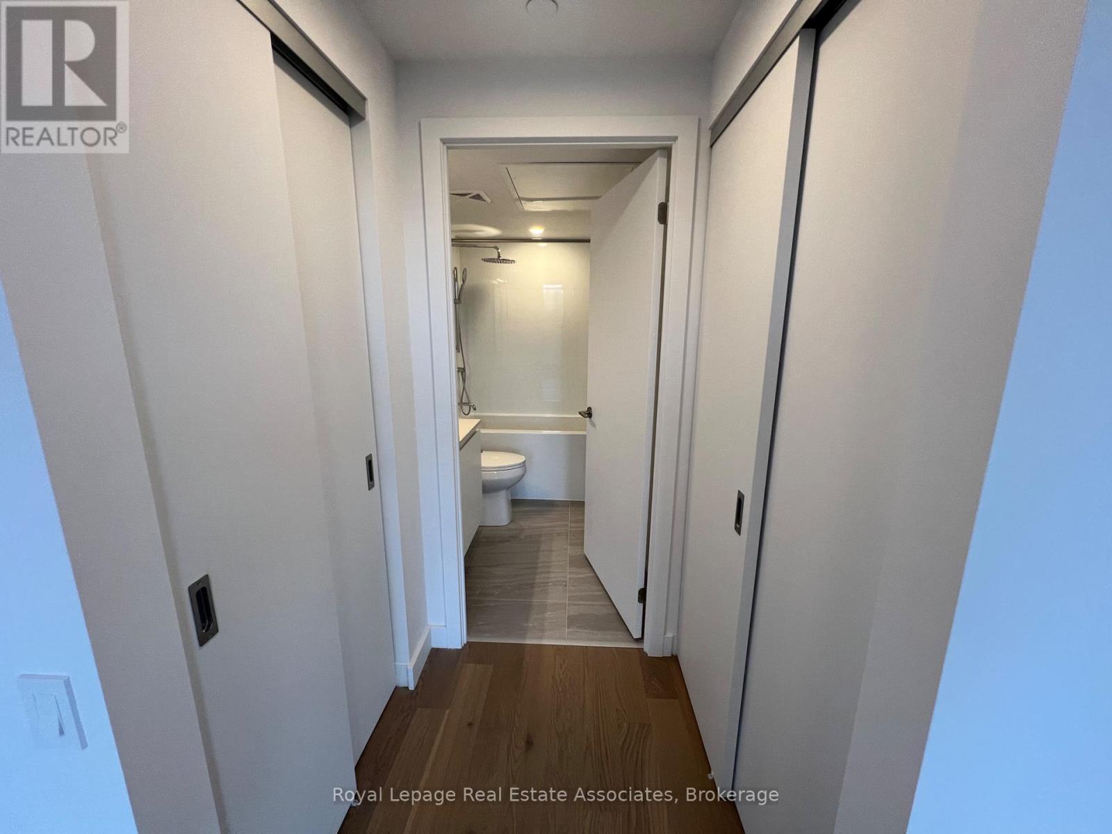 404 - 1720 Bayview Avenue, Toronto, Ontario  M4G 3C4 - Photo 5 - C12527902