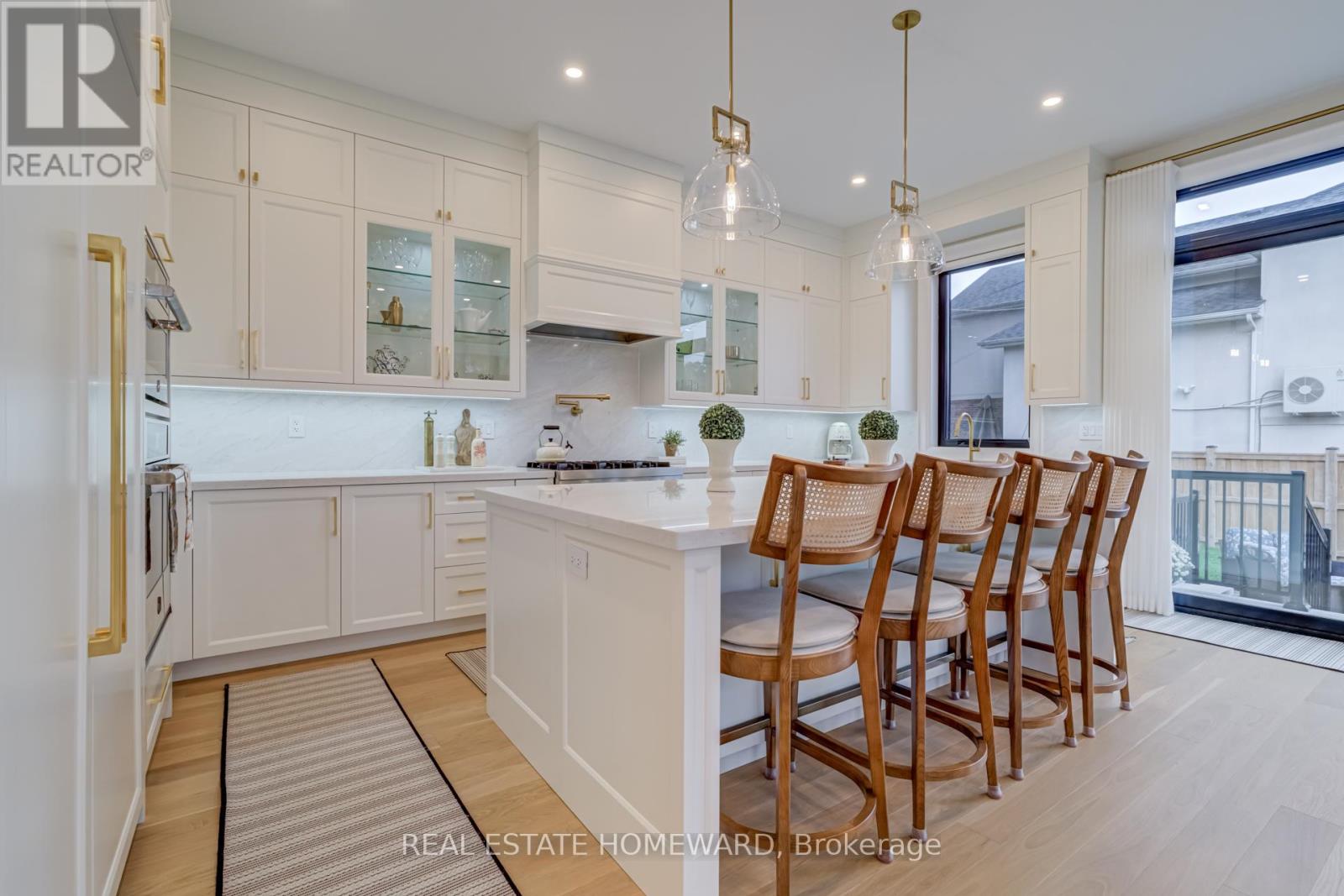 5 Taylor Drive, Toronto, Ontario  M4C 3B4 - Photo 14 - E12459465