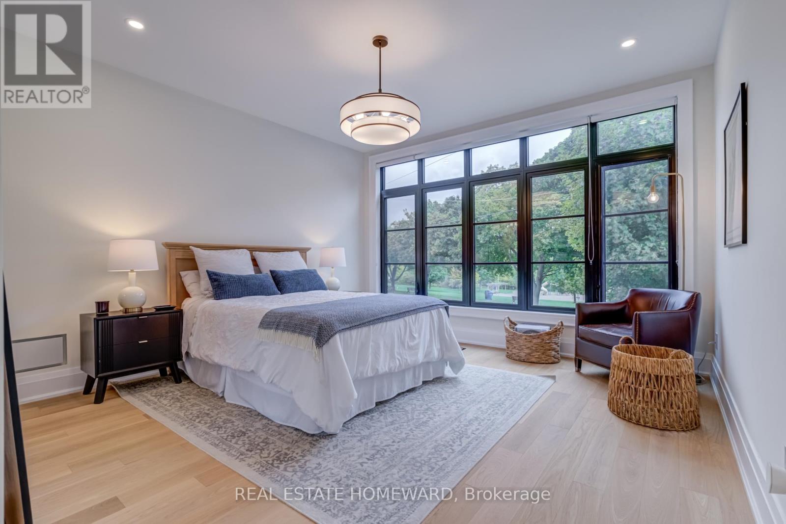 5 Taylor Drive, Toronto, Ontario  M4C 3B4 - Photo 26 - E12459465