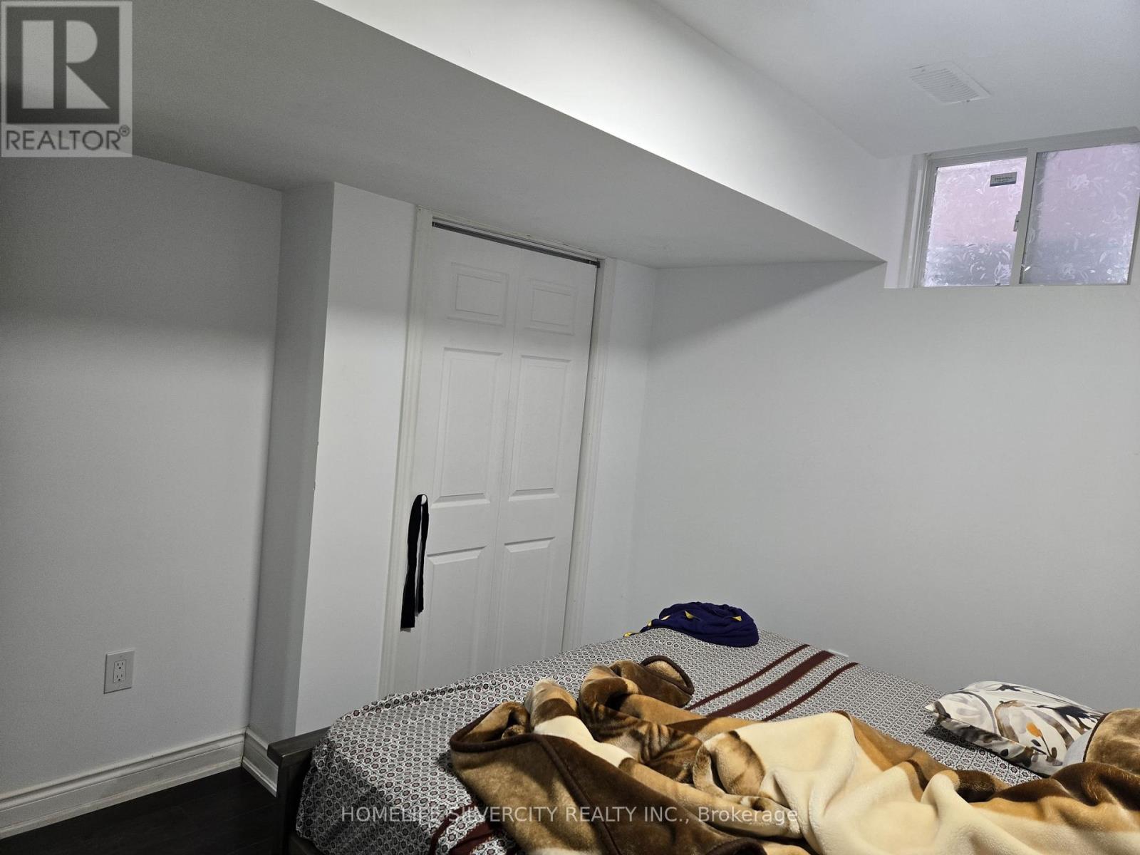 80 Abitibi Lake Drive, Brampton, Ontario  L6R 0V6 - Photo 8 - W12527038