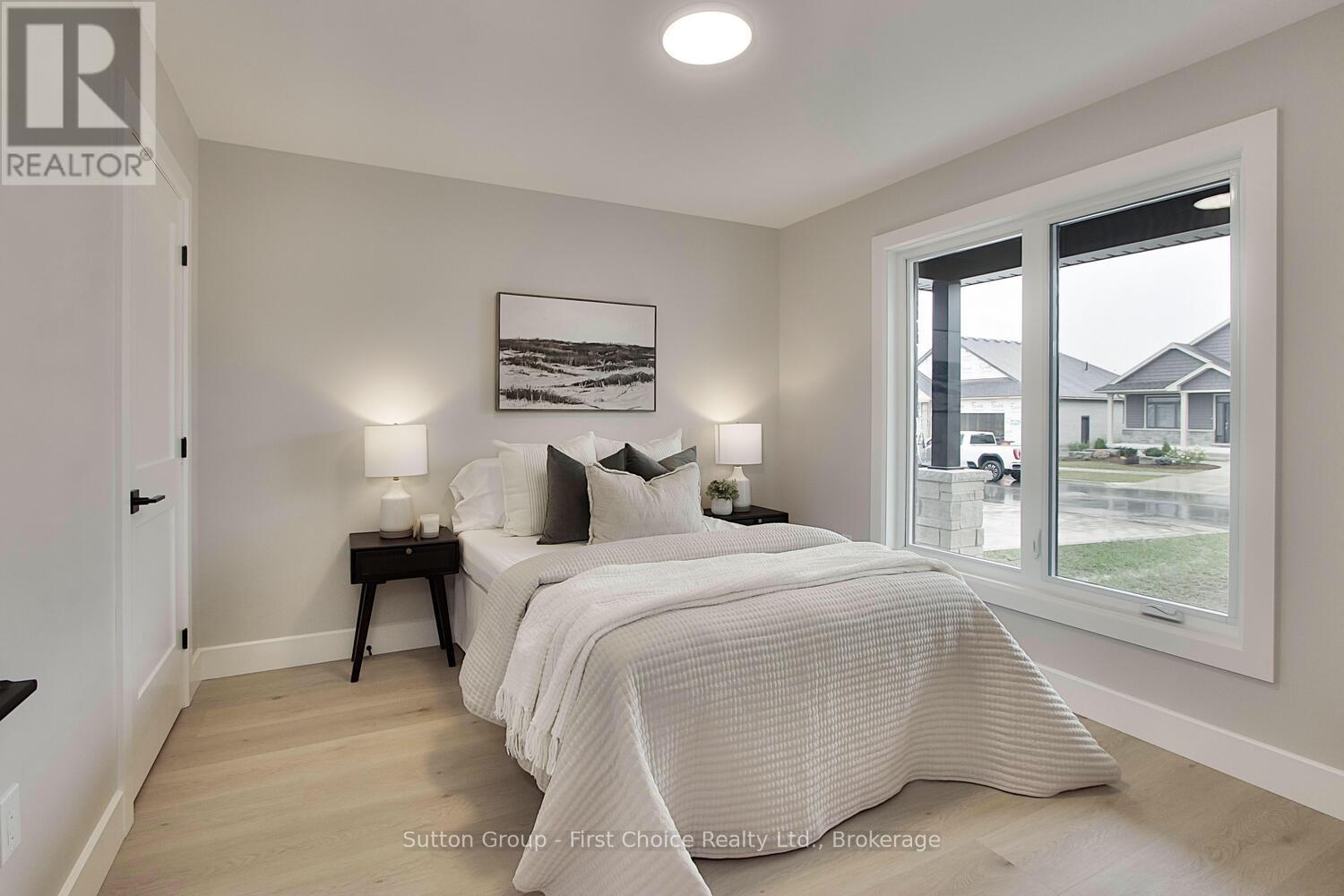 18 Nelson Street, West Perth, Ontario N0K 1N0 - Photo 20 - X12362272