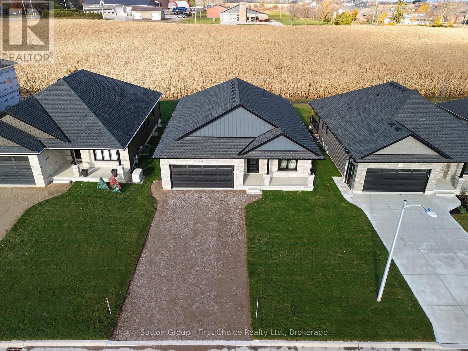 18 Nelson Street, West Perth, Ontario N0K 1N0 - Photo 29 - X12362272