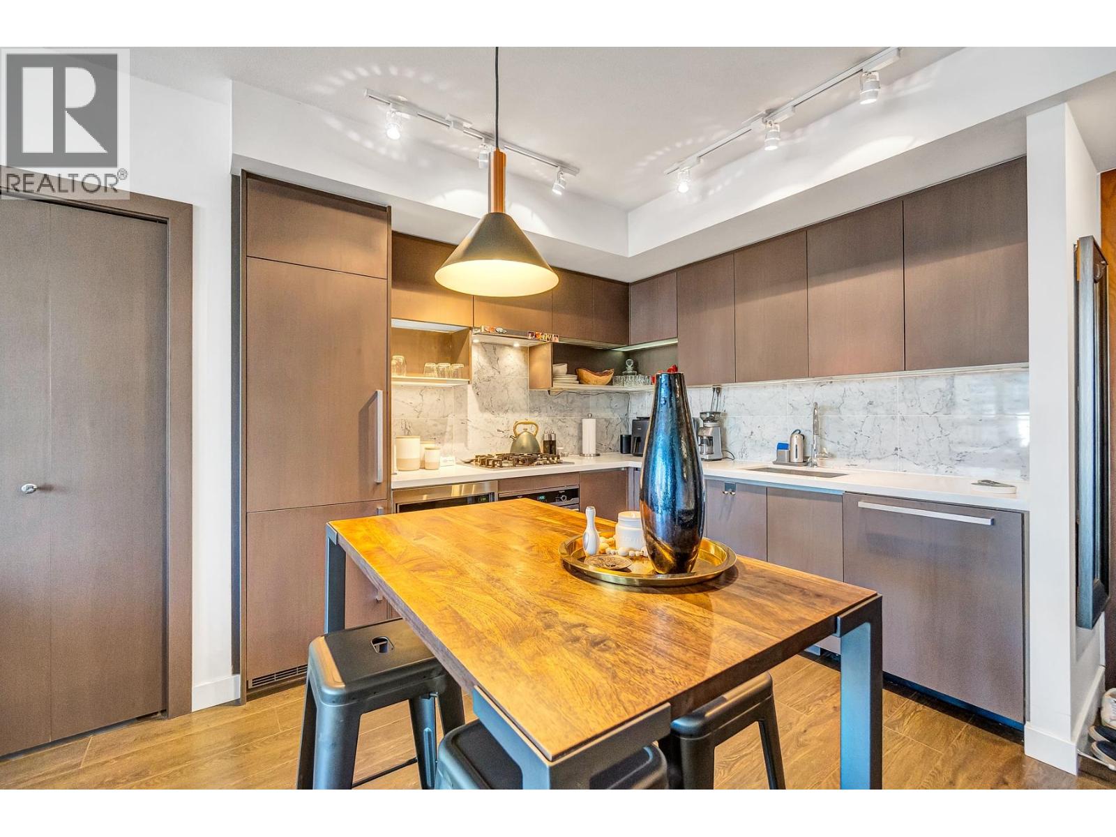 721 68 Smithe Street, Vancouver, British Columbia  V6B 0P4 - Photo 4 - R3066029