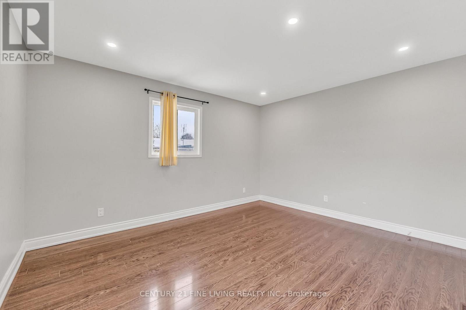 191 Folkstone Crescent, Brampton, Ontario L6T 3N2 - Photo 23 - W12523060