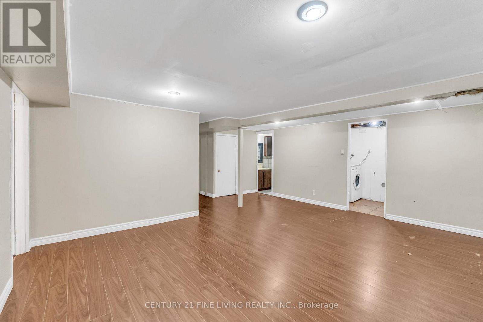 191 Folkstone Crescent, Brampton, Ontario L6T 3N2 - Photo 31 - W12523060