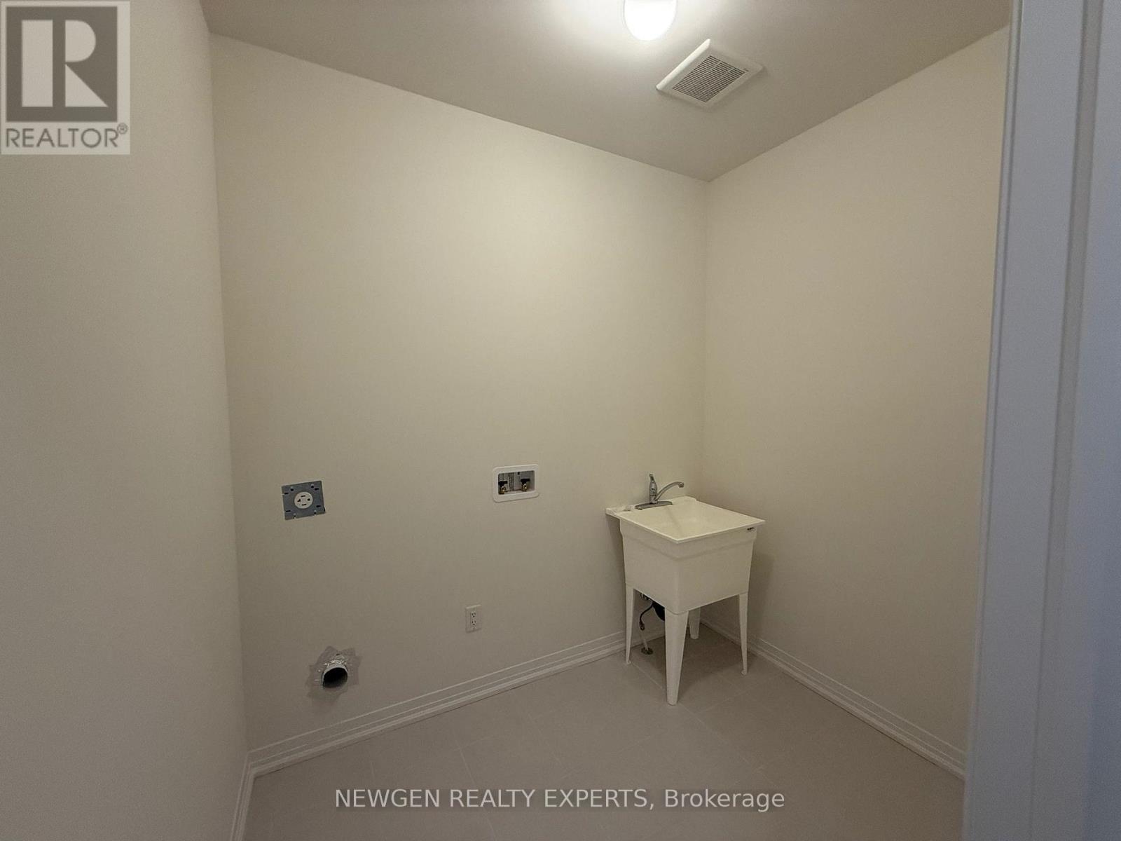 8 Mckernan Avenue, Brantford, Ontario  N3V 0C1 - Photo 17 - X12482129