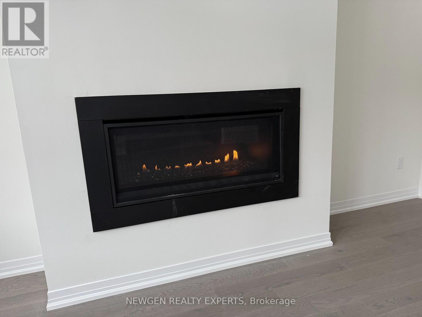 8 Mckernan Avenue, Brantford, Ontario  N3V 0C1 - Photo 30 - X12482129