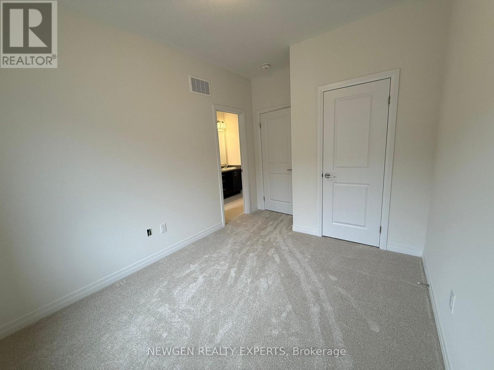 8 Mckernan Avenue, Brantford, Ontario  N3V 0C1 - Photo 21 - X12482129