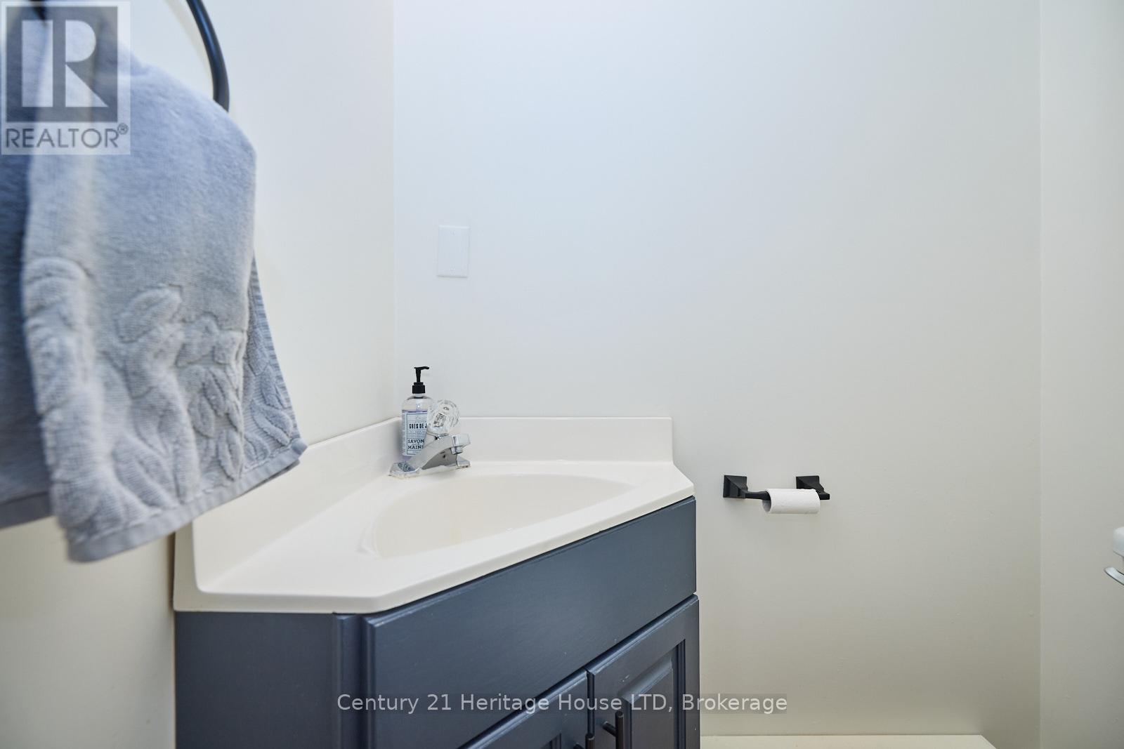 5930 Michener Road, Port Colborne, Ontario  L0S 1R0 - Photo 33 - X12154343