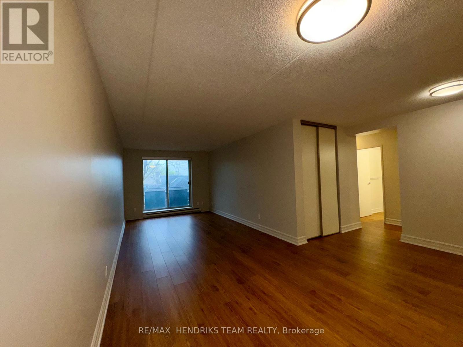 B304 - 16 Capner Street, St. Catharines, Ontario  L2P 3X4 - Photo 5 - X12525542