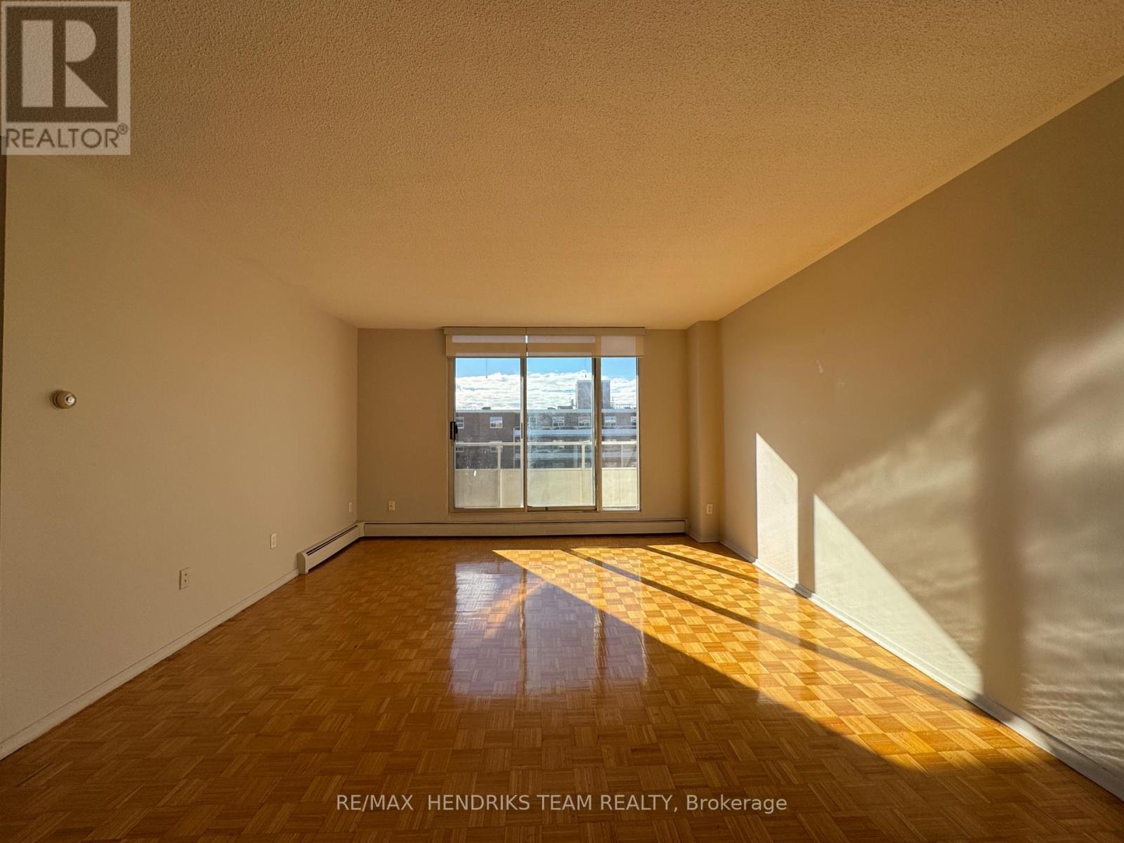 601 - 49 Leaside Drive, St. Catharines, Ontario  L2M 4G4 - Photo 7 - X12525562