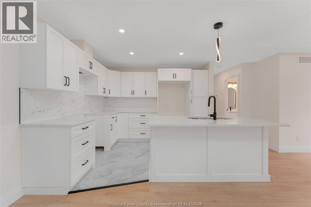 3202 Viola Crescent, Windsor, Ontario N8N 0A1 - Photo 16 - 25028435