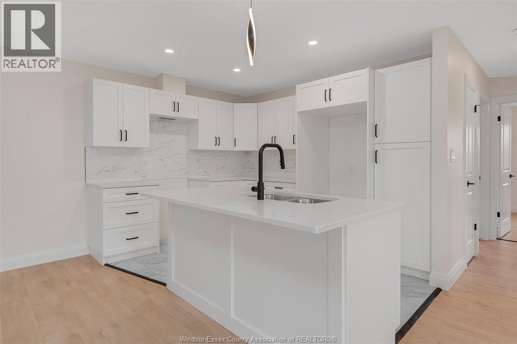 3202 Viola Crescent, Windsor, Ontario N8N 0A1 - Photo 17 - 25028435