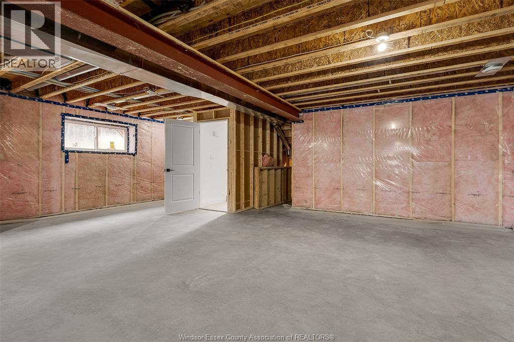 3202 Viola Crescent, Windsor, Ontario N8N 0A1 - Photo 28 - 25028435