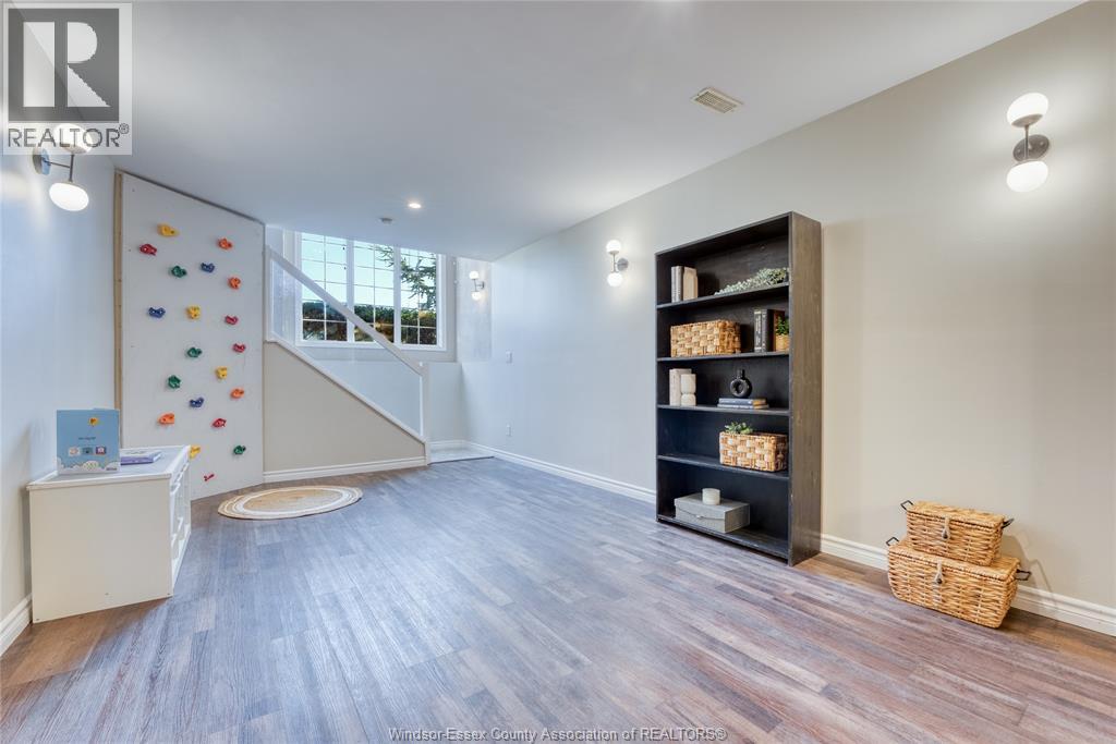 4335 St. Clair Avenue, Lasalle, Ontario  N9H 2N3 - Photo 16 - 25028425