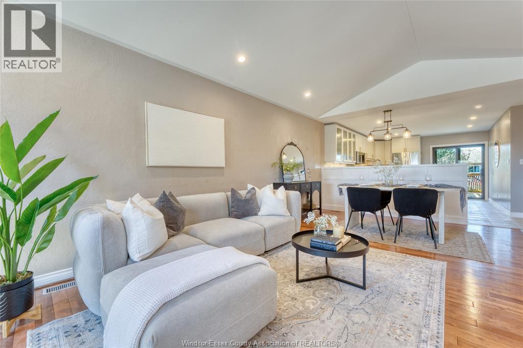 4335 St. Clair Avenue, Lasalle, Ontario  N9H 2N3 - Photo 2 - 25028425