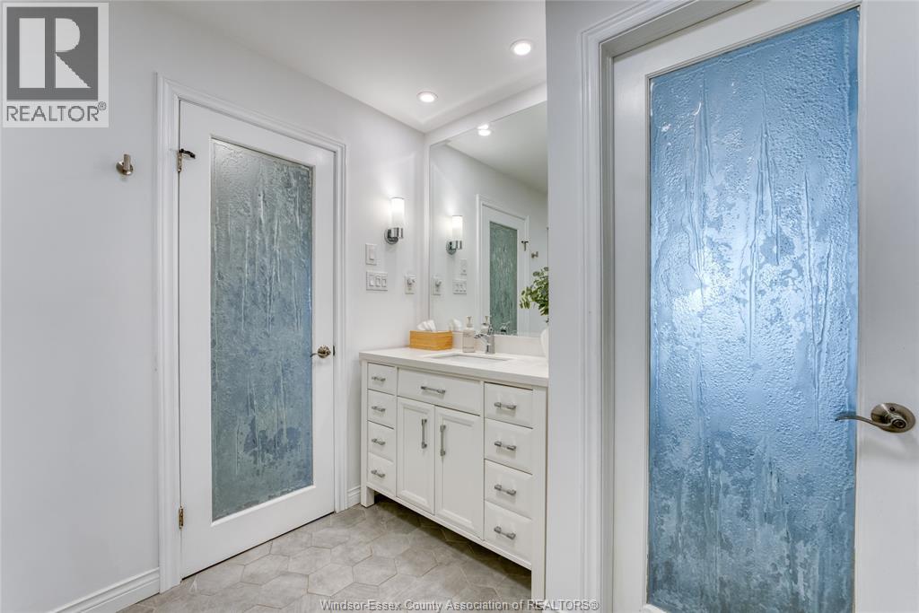 4335 St. Clair Avenue, Lasalle, Ontario  N9H 2N3 - Photo 9 - 25028425