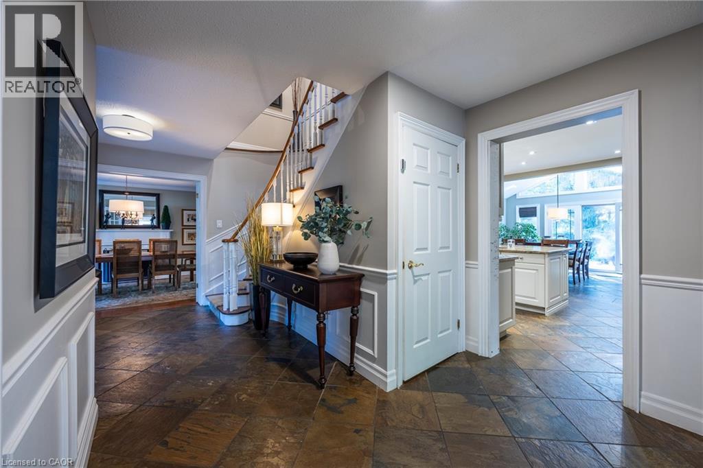 1338 Prince Albert Court, Mississauga, Ontario  L5H 3S1 - Photo 11 - 40786960