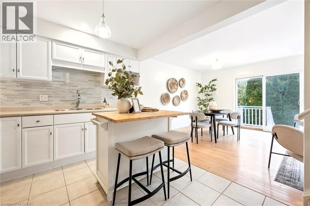 43 Ralston Drive, Guelph, Ontario  N1E 0C3 - Photo 4 - 40784266