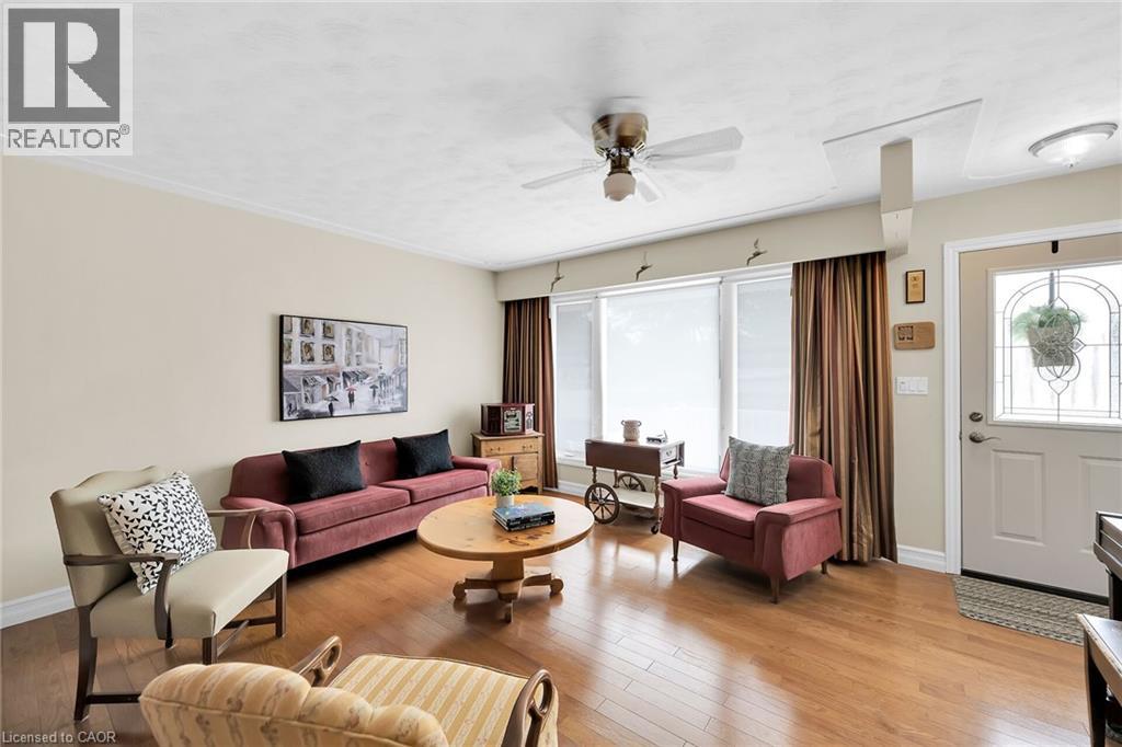 4889 Cherrywood Drive, Beamsville, Ontario  L3J 0L5 - Photo 5 - 40782467