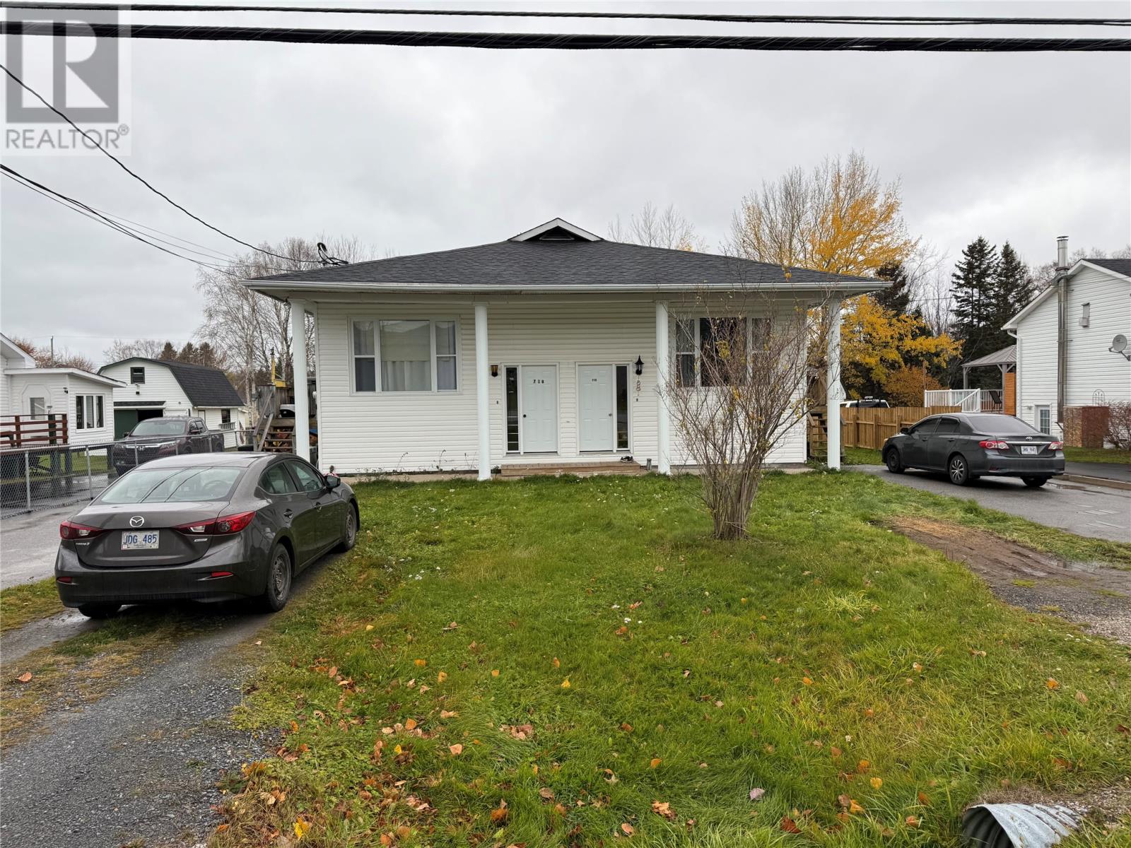 71 A Midland Row, Pasadena, Newfoundland & Labrador