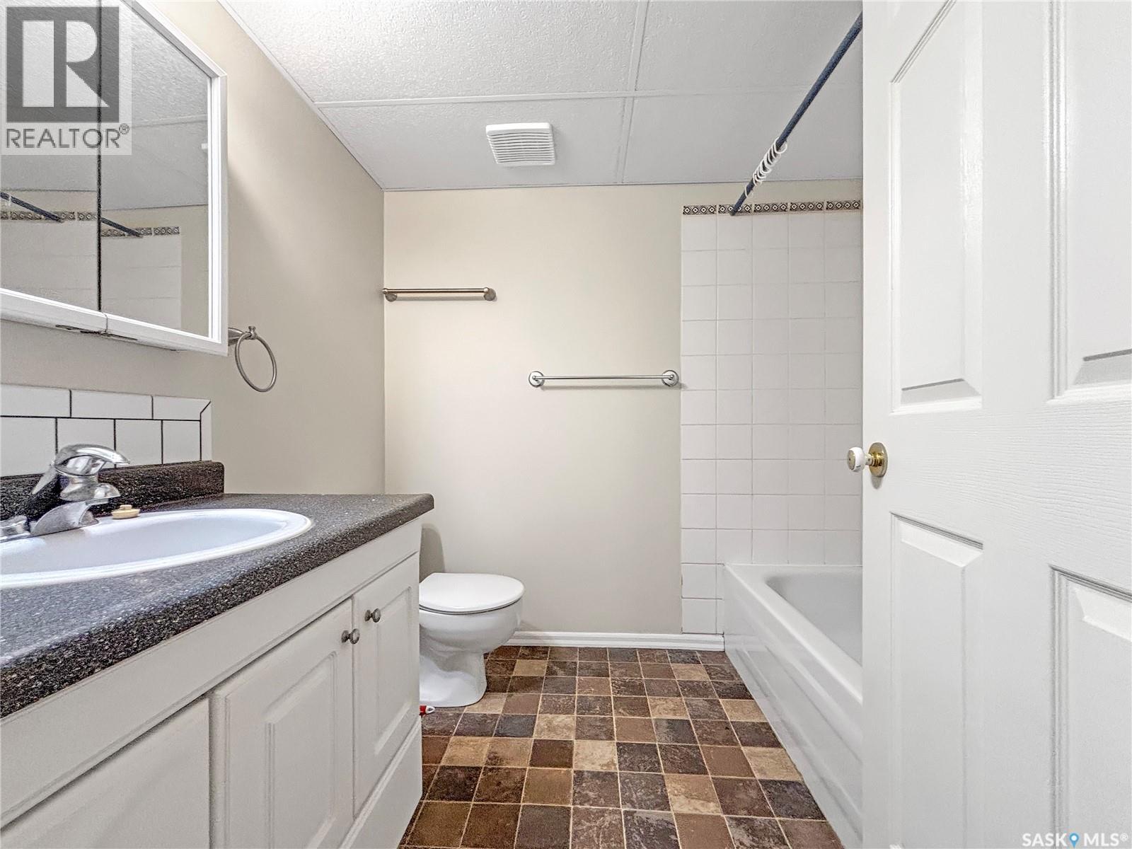 1209 Edward Avenue, Saskatoon, Saskatchewan  S7K 3A9 - Photo 18 - SK023728