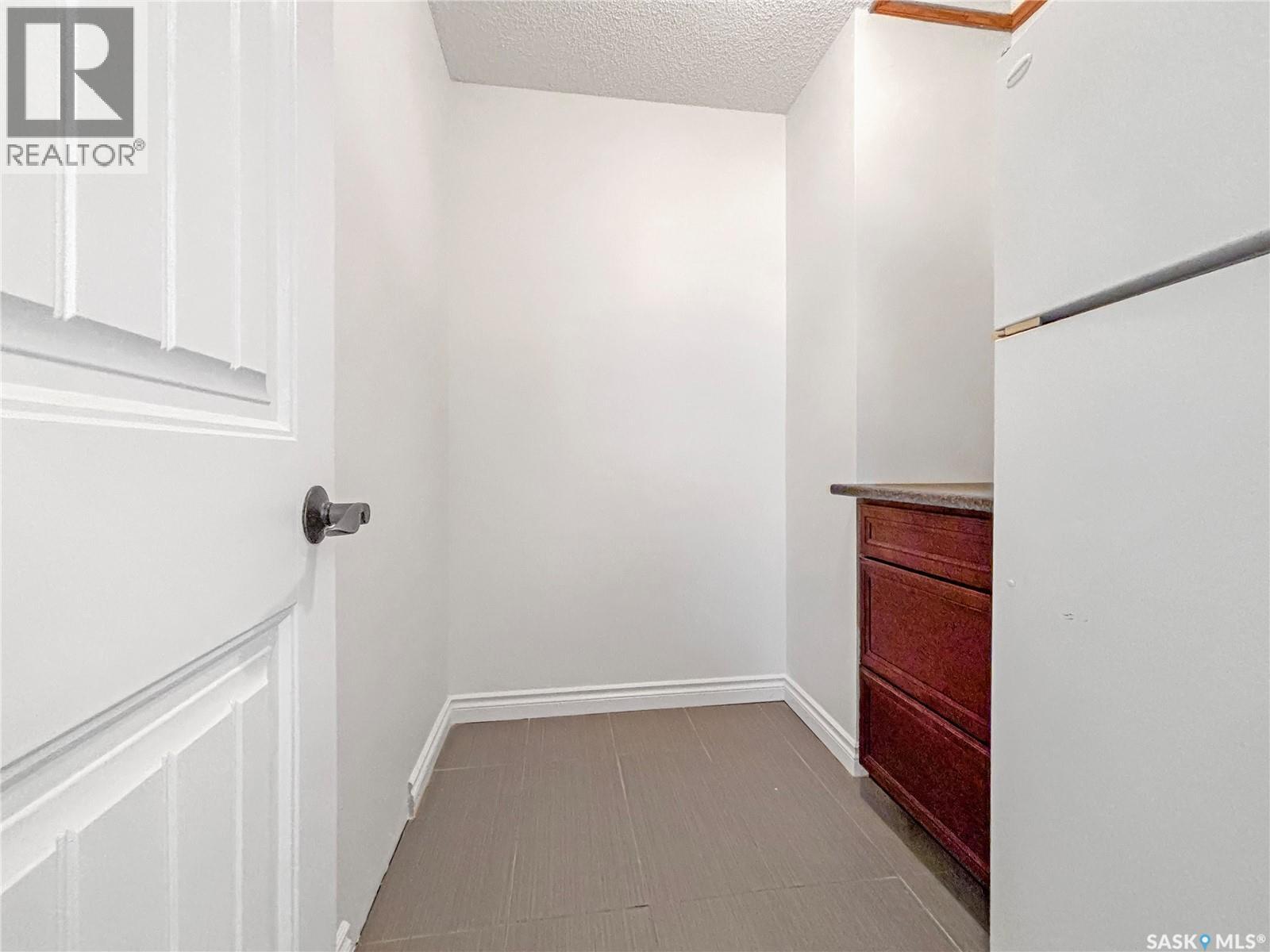 1209 Edward Avenue, Saskatoon, Saskatchewan  S7K 3A9 - Photo 9 - SK023728