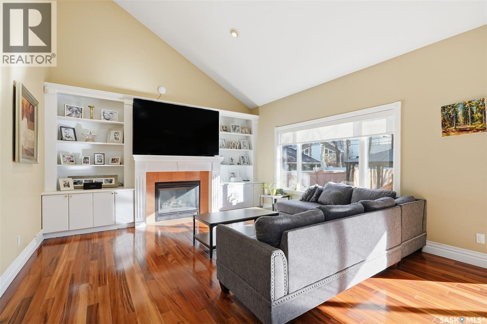 112 Saskatchewan Crescent W, Saskatoon, Saskatchewan  S7M 0A5 - Photo 4 - SK023698