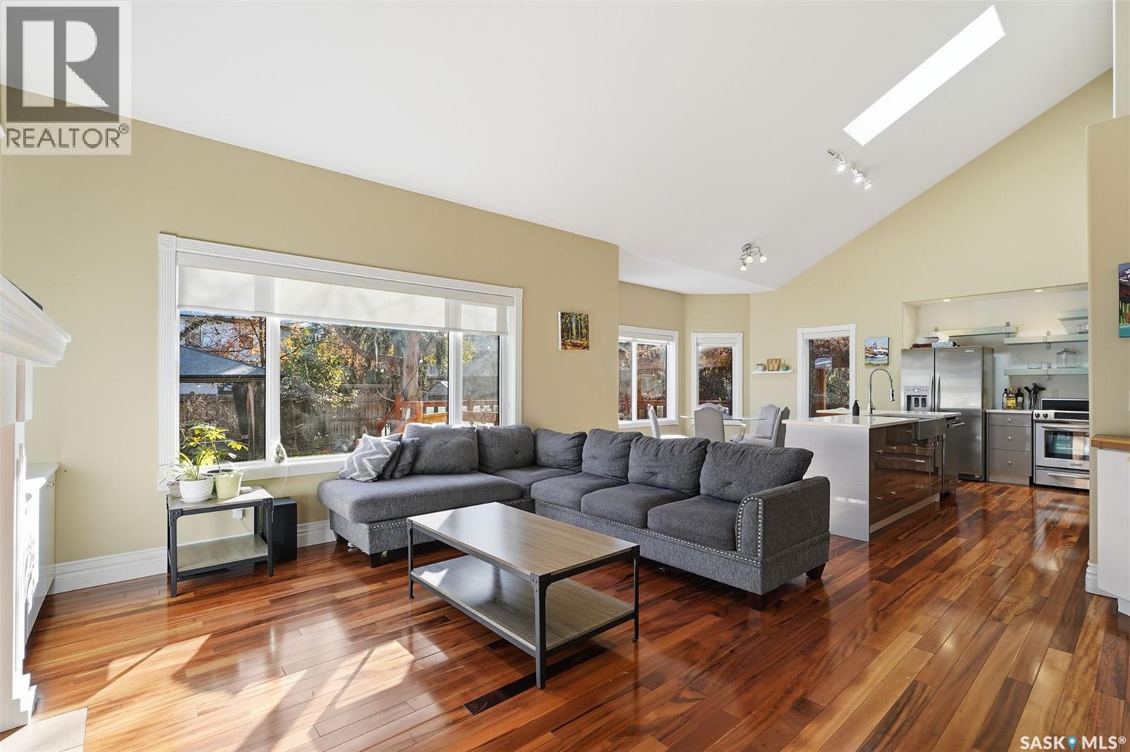 112 Saskatchewan Crescent W, Saskatoon, Saskatchewan  S7M 0A5 - Photo 5 - SK023698