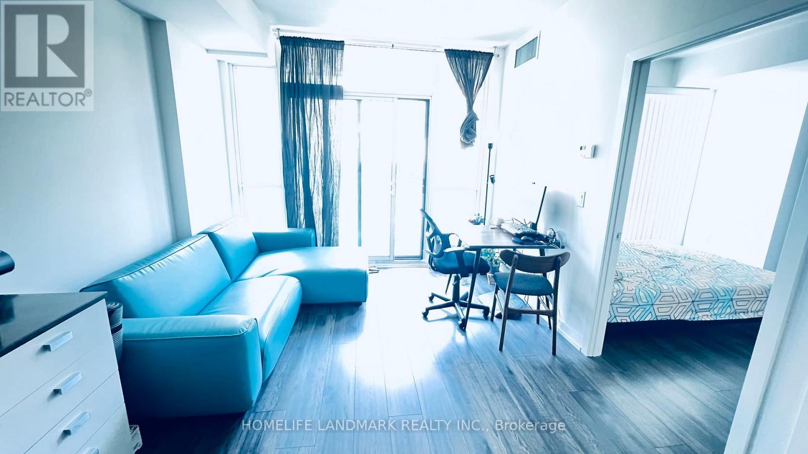 314 - 10 De Boers Drive, Toronto, Ontario M3J 0L6 - Photo 4 - W12498660