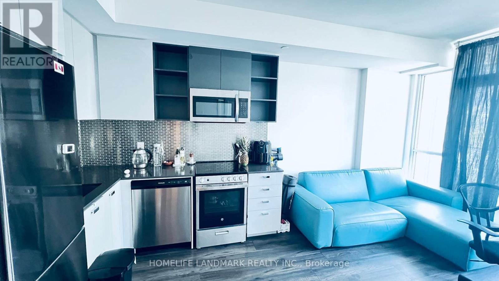 314 - 10 De Boers Drive, Toronto, Ontario M3J 0L6 - Photo 5 - W12498660