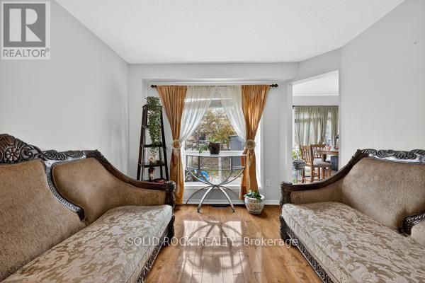 23 Oriska Way N, Ottawa, Ontario  K2J 4N7 - Photo 12 - X12519894