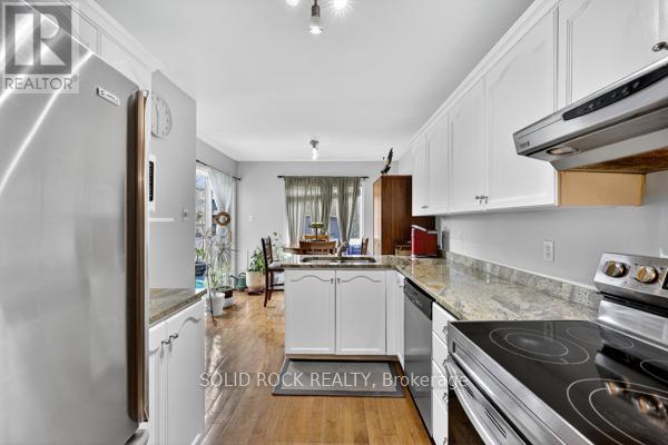 23 Oriska Way N, Ottawa, Ontario  K2J 4N7 - Photo 9 - X12519894