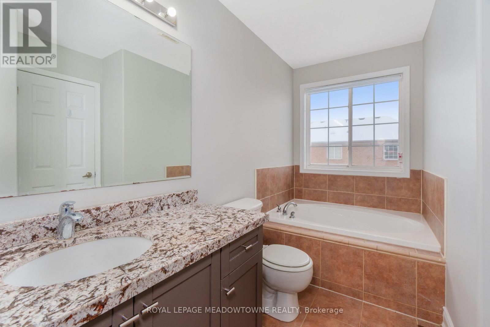 843 Thompson Road S, Milton, Ontario  L9T 6Y8 - Photo 26 - W12526700