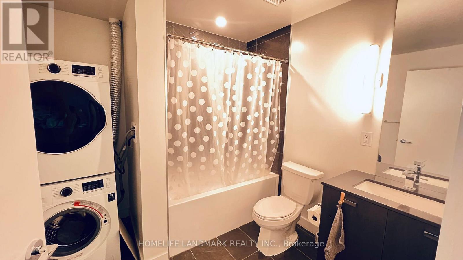 314 - 10 De Boers Drive, Toronto, Ontario M3J 0L6 - Photo 9 - W12498660