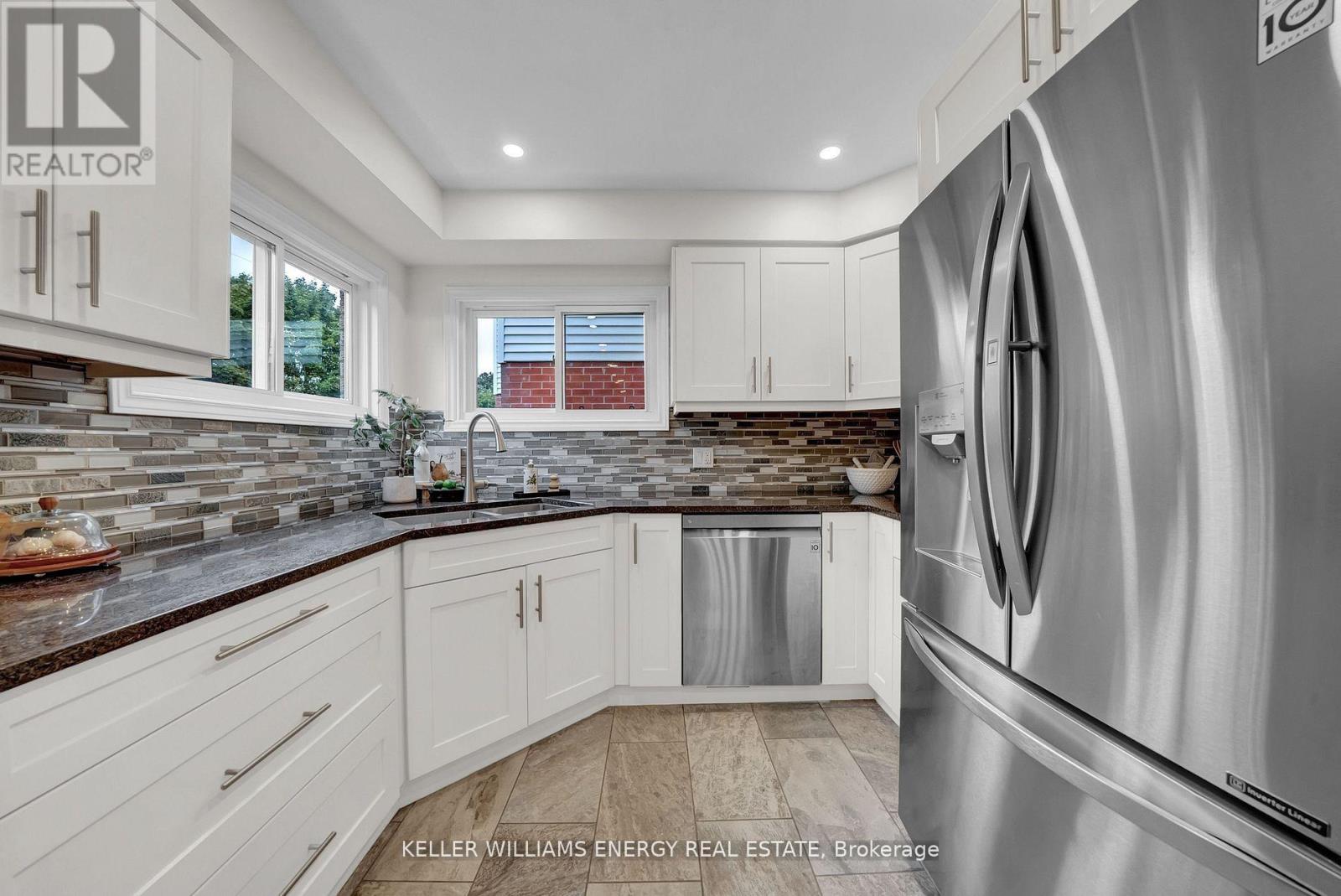 44 Rutherford Drive, Clarington, Ontario  L1B 1G7 - Photo 15 - E12528450