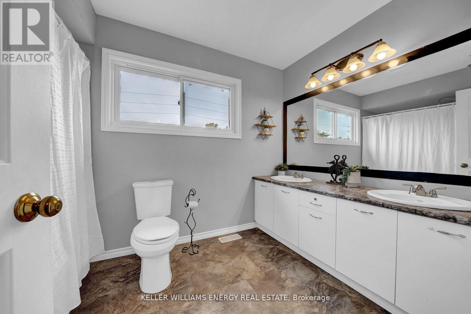 44 Rutherford Drive, Clarington, Ontario  L1B 1G7 - Photo 32 - E12528450