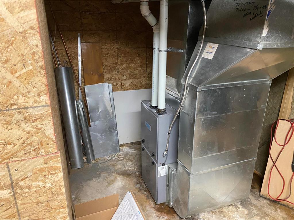 430 Nairn Avenue, Winnipeg, Manitoba  R2L 0X2 - Photo 16 - 202528184