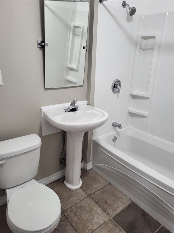 430 Nairn Avenue, Winnipeg, Manitoba  R2L 0X2 - Photo 23 - 202528184