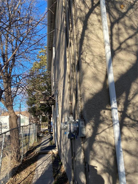 430 Nairn Avenue, Winnipeg, Manitoba  R2L 0X2 - Photo 9 - 202528184