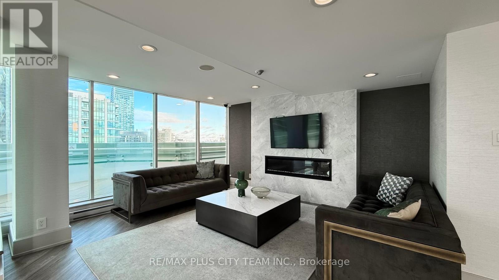 310 - 10 Yonge Street, Toronto, Ontario  M5E 1R4 - Photo 39 - C12528080