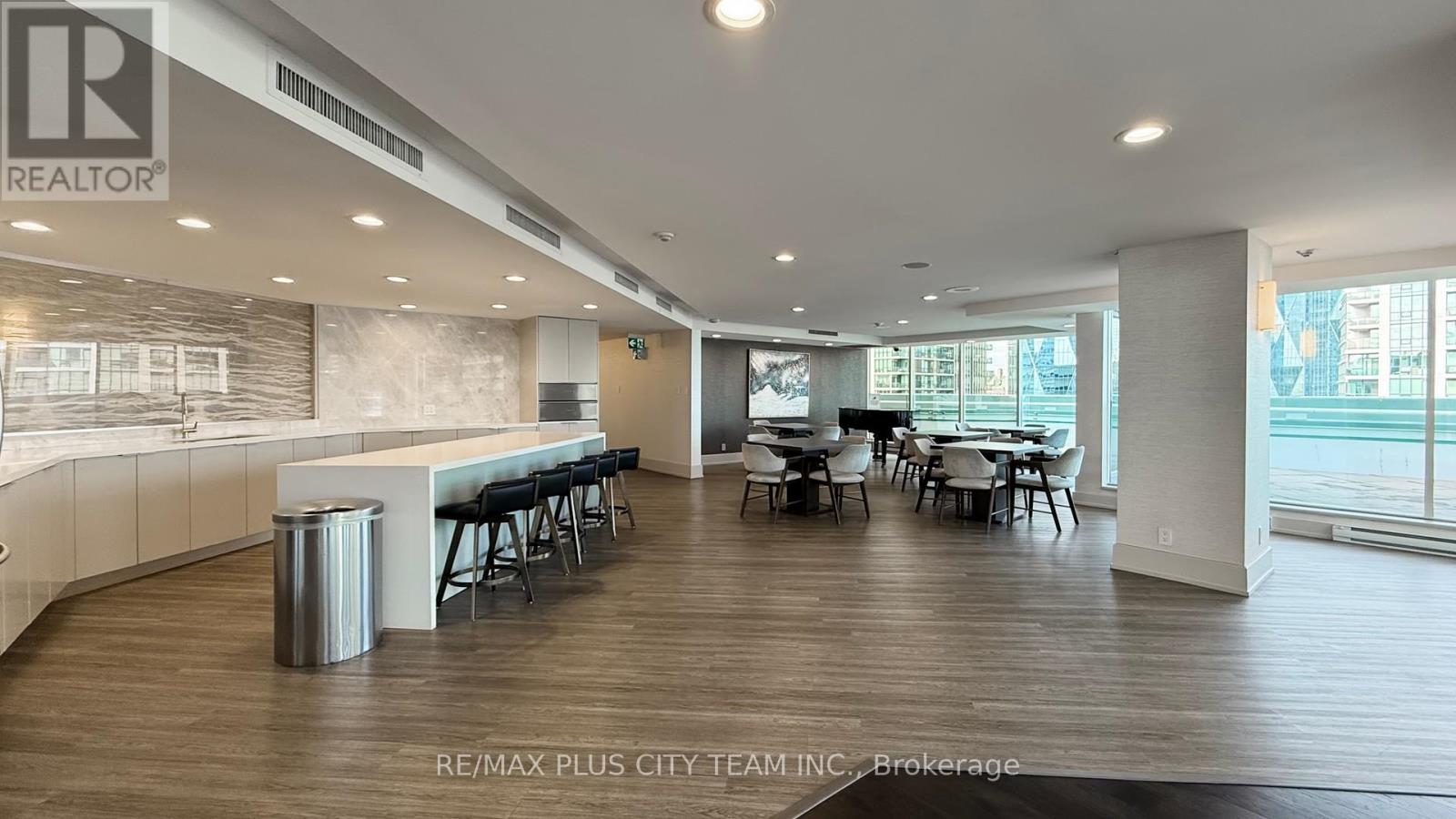 310 - 10 Yonge Street, Toronto, Ontario  M5E 1R4 - Photo 41 - C12528080