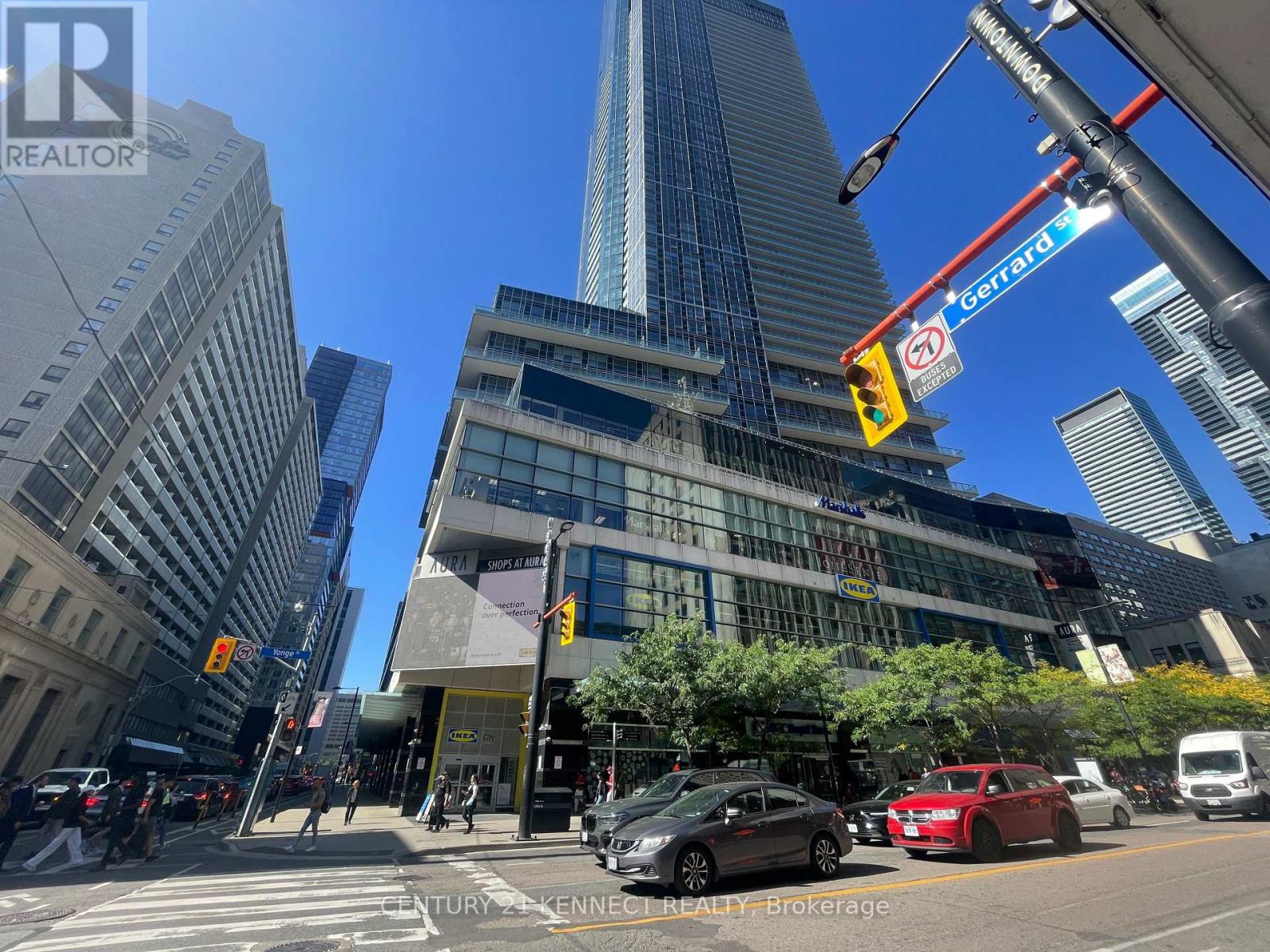 4 - 384 Yonge Street, Toronto, Ontario  M5B 1S8 - Photo 2 - C12528092