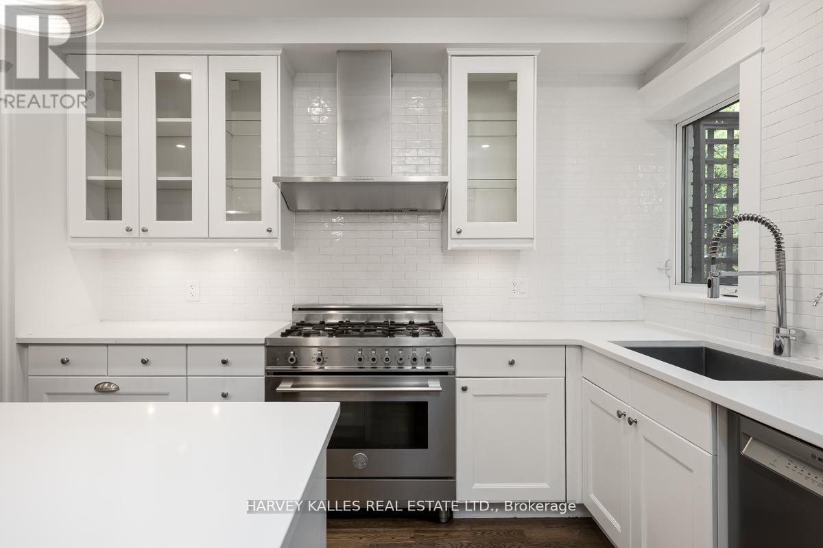 211 Cottingham Street, Toronto, Ontario  M4V 1C4 - Photo 13 - C12528108