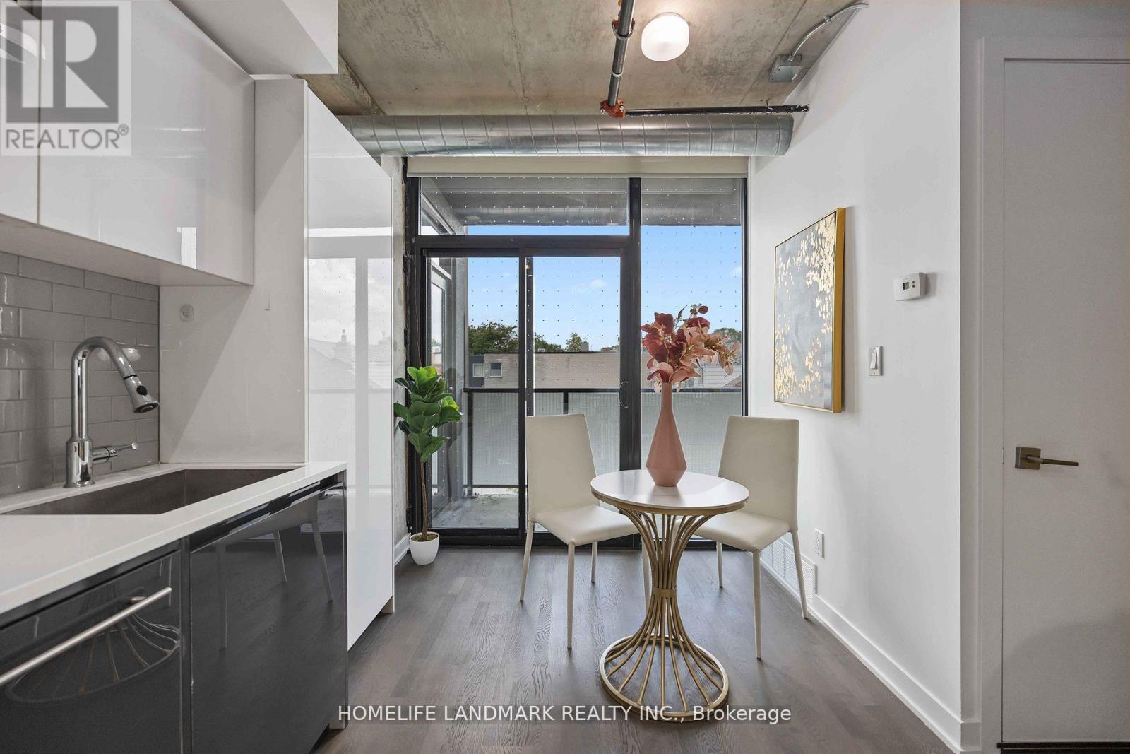 302 - 109 Wolseley Street, Toronto, Ontario  M6J 1K1 - Photo 8 - C12528150