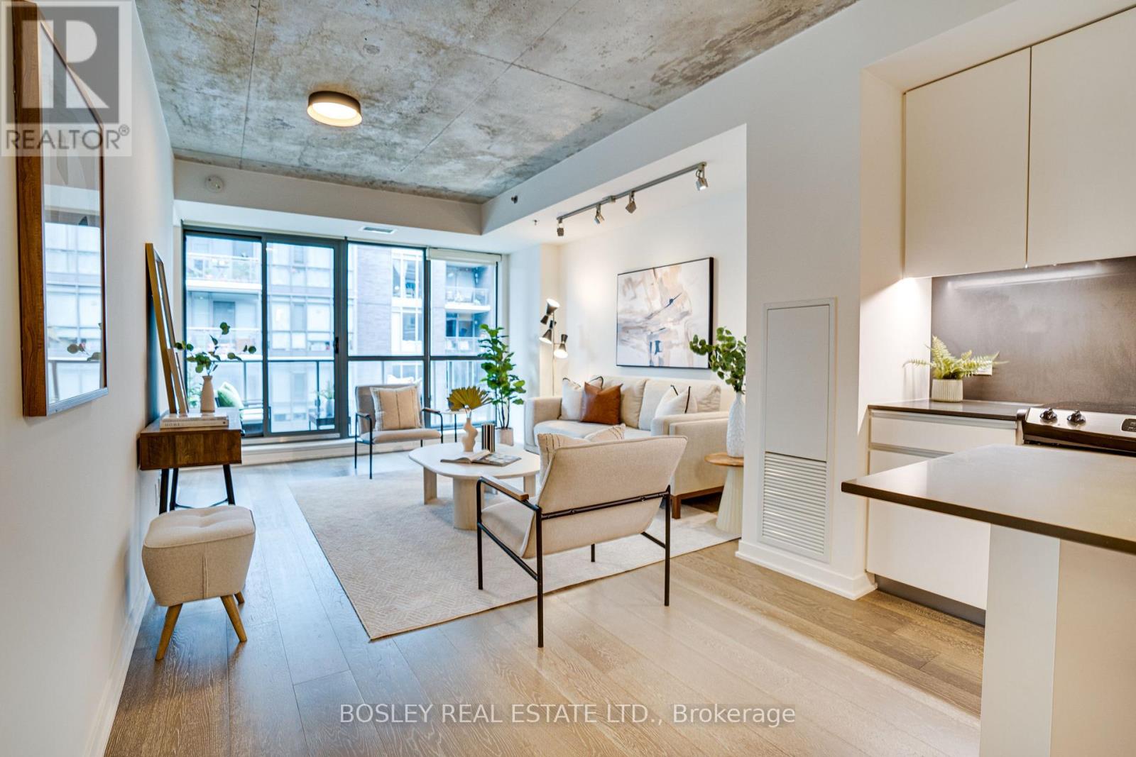 403 - 8 Gladstone Avenue, Toronto, Ontario  M6J 0B3 - Photo 2 - C12528158